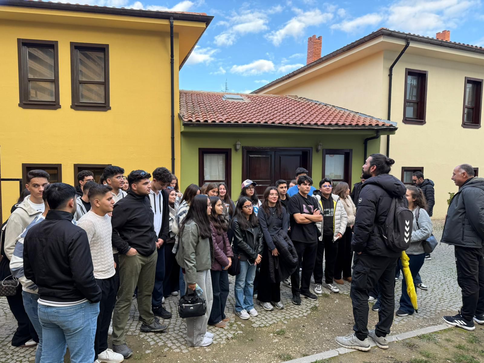 I M G 20251114 W A0001