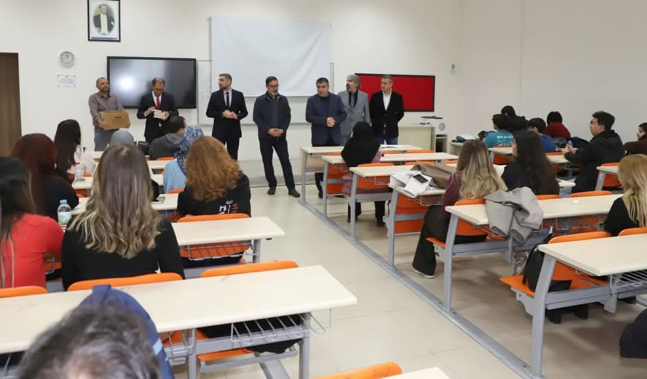 I M G 20251125 W A0033