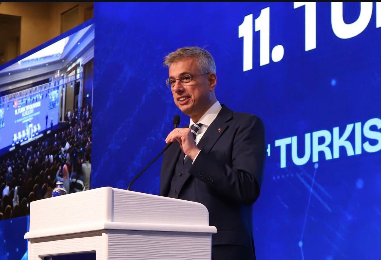 I M G 20251127 W A0028