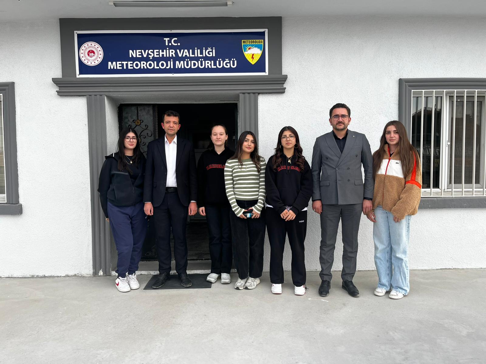 Özel Kardelen Fen Lisesi Öğrencilerinden Meteoroloji Müdürlüğüne Ziyaret 2