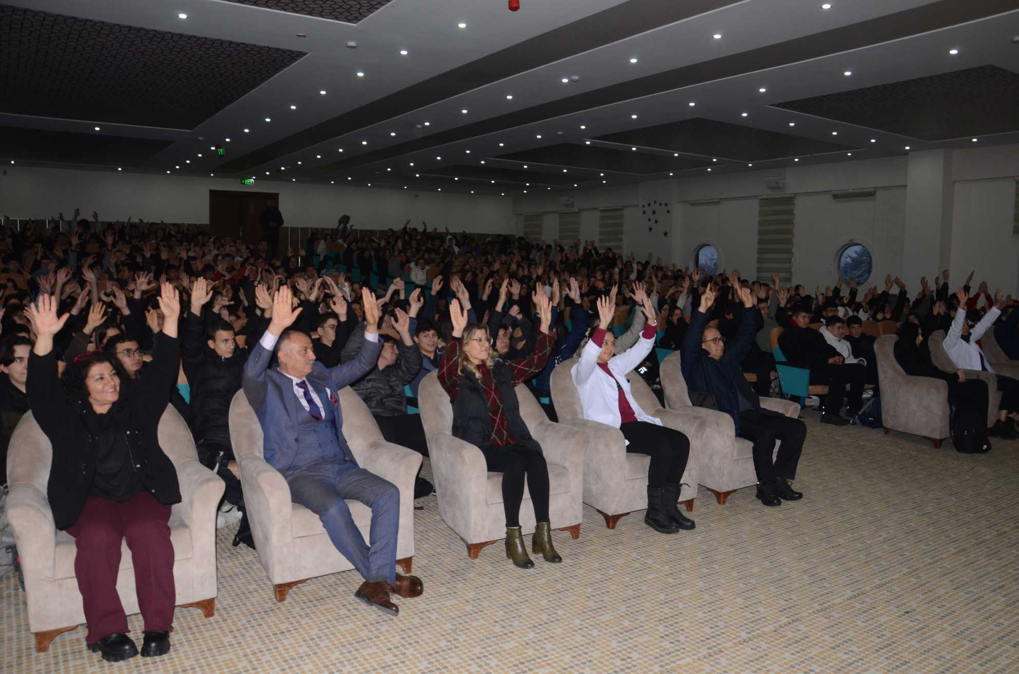 D S C 2813@959192691