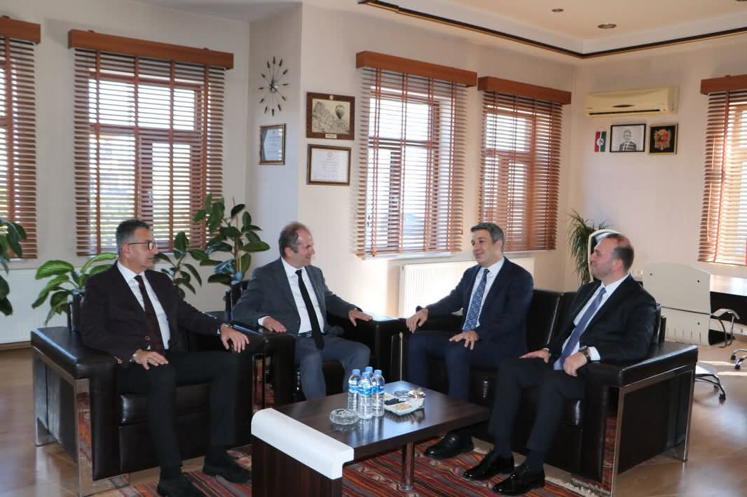 F B I M G 1764764404925