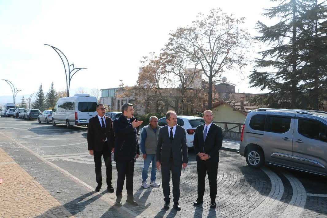 F B I M G 1764764408968