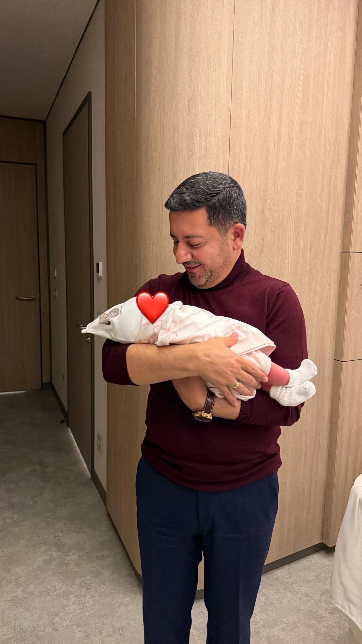 F B I M G 1764977131986