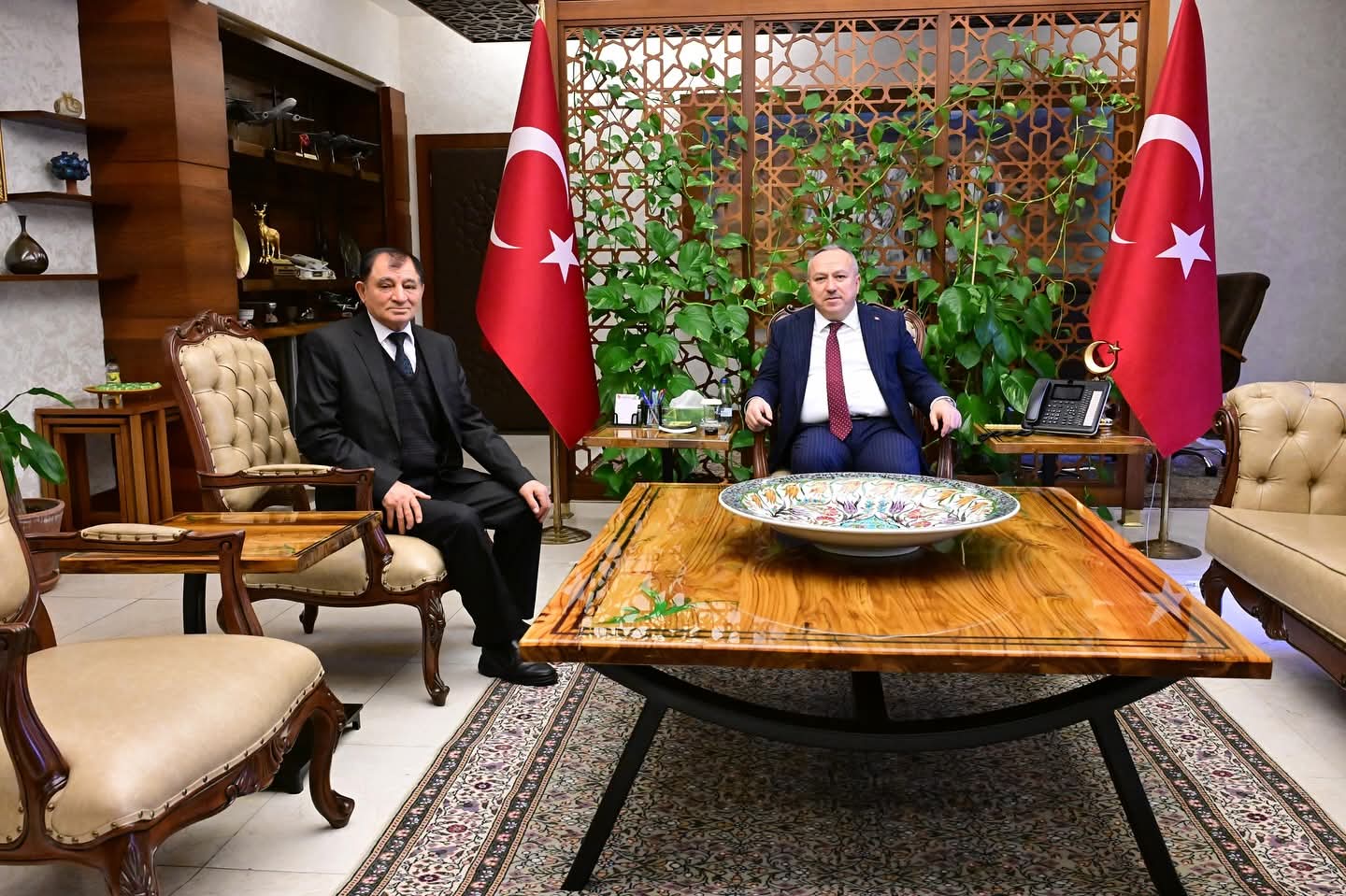 F B I M G 1765199355595