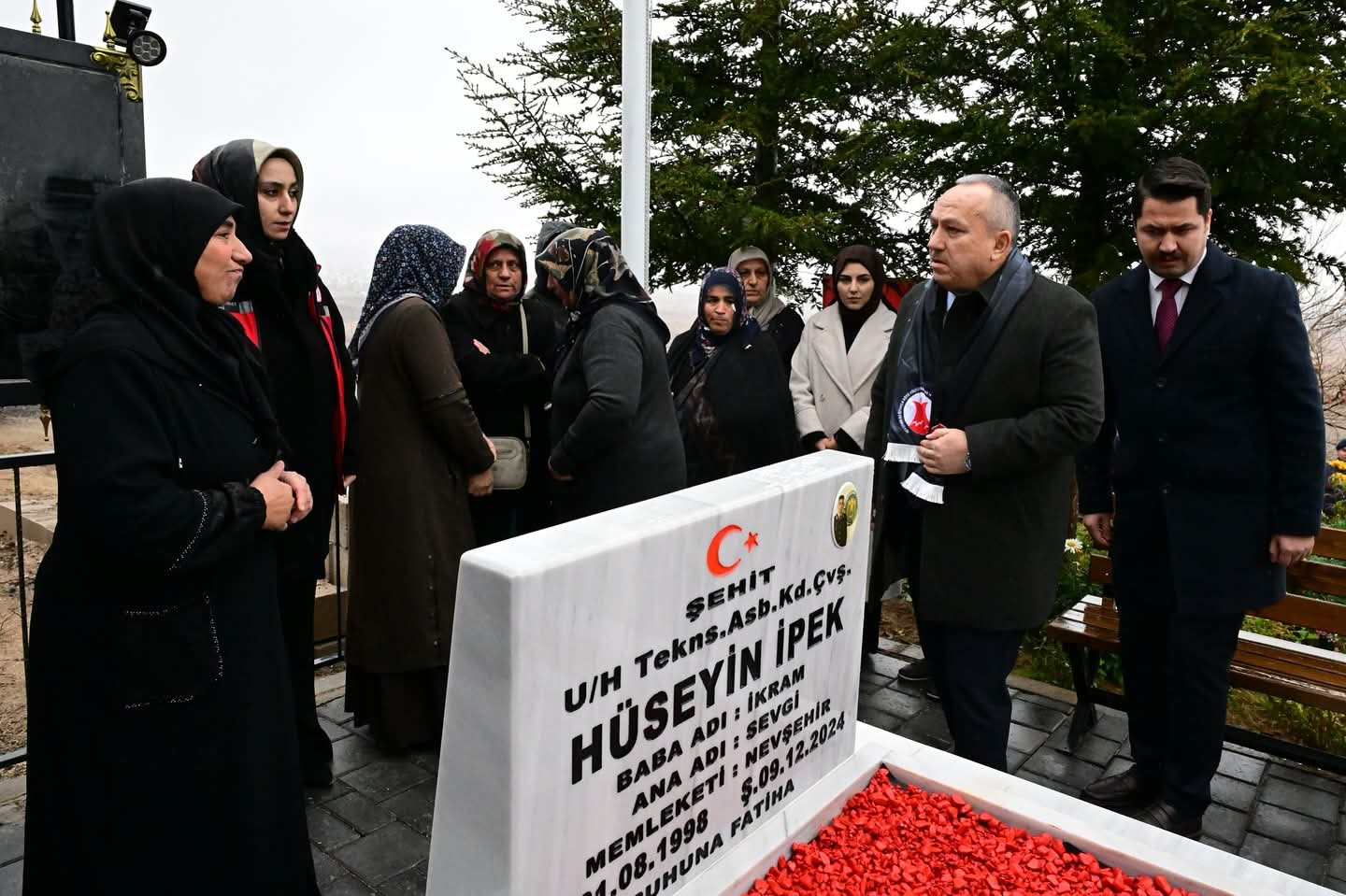 F B I M G 1765287724663