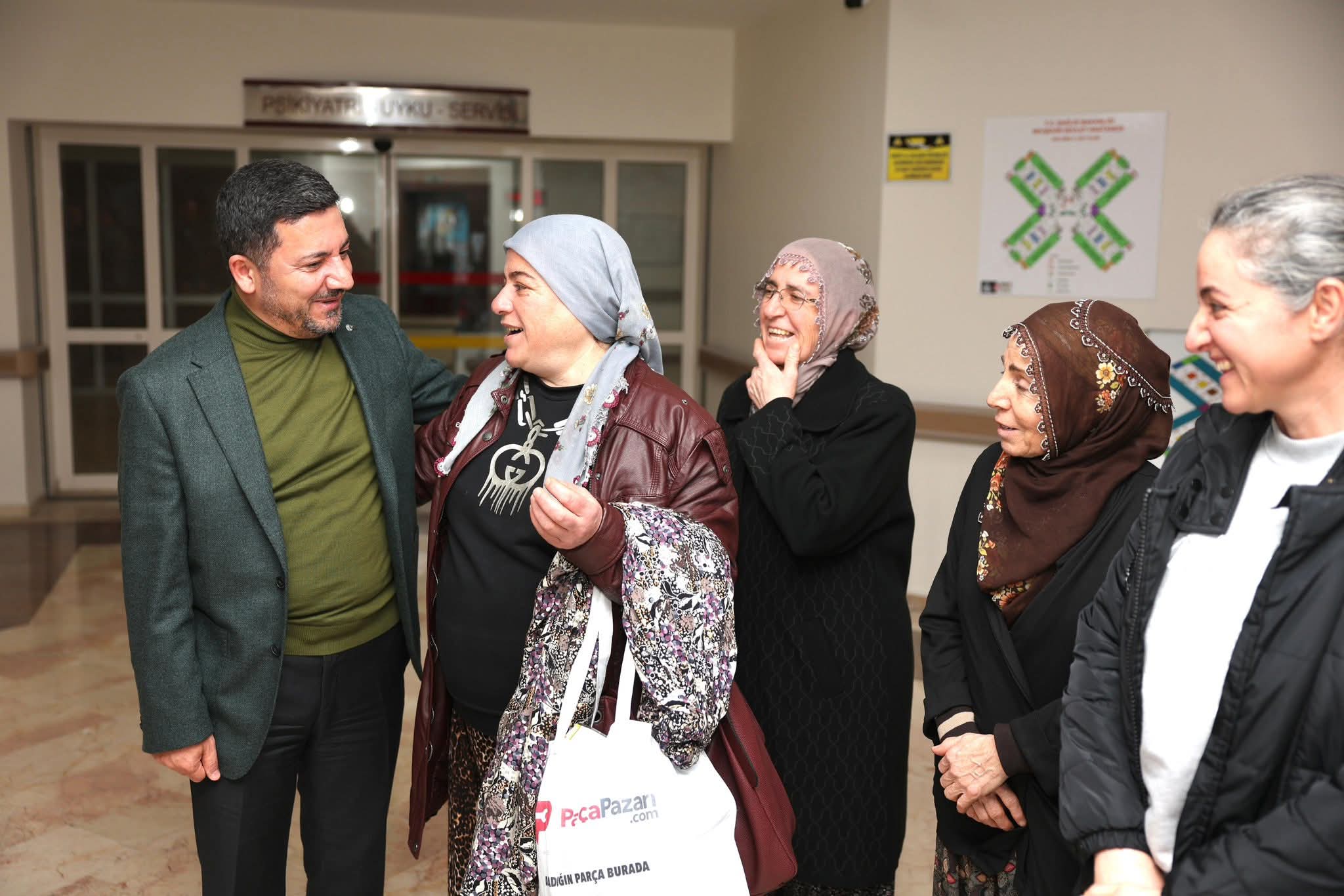 F B I M G 1765355813644