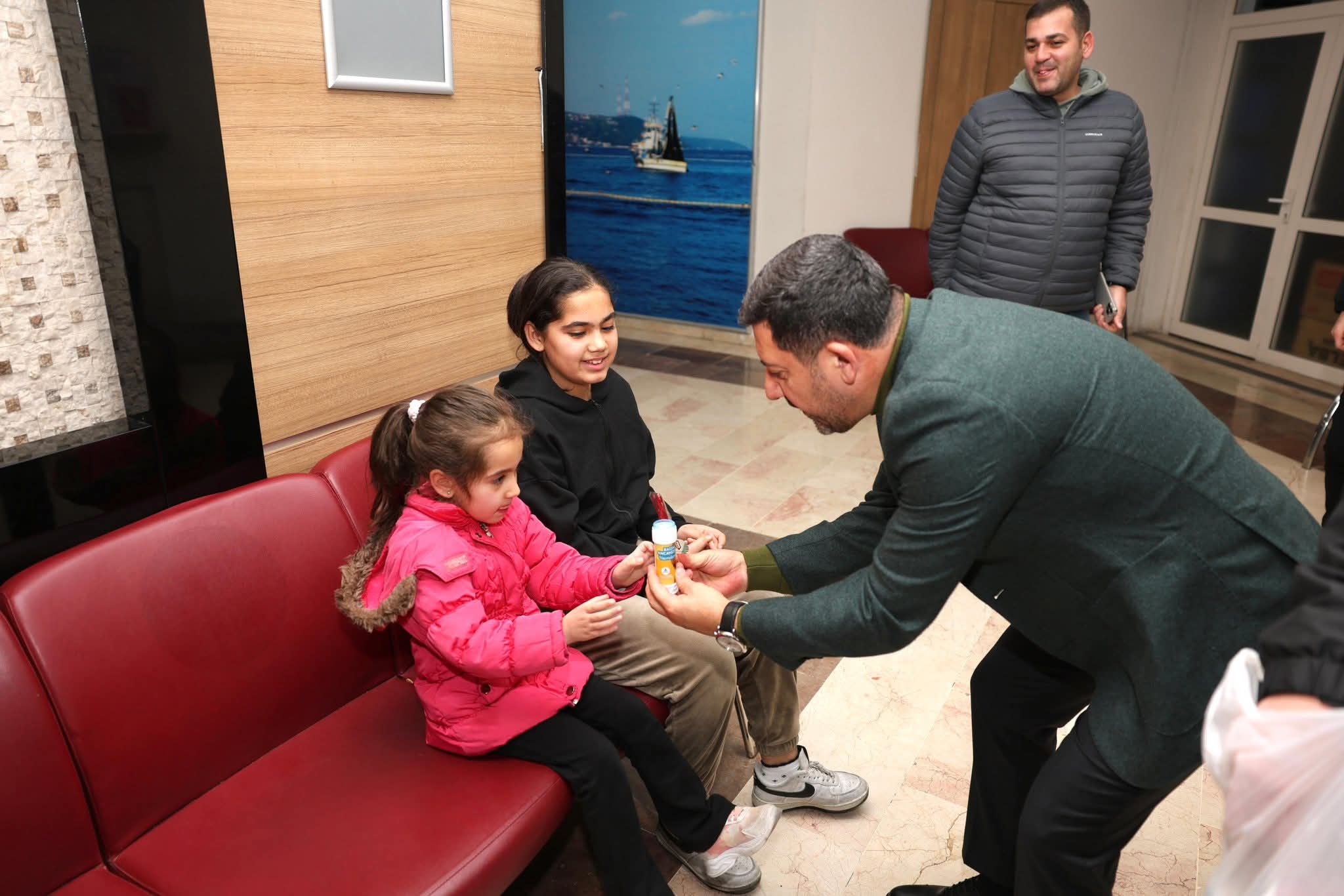 F B I M G 1765355815071