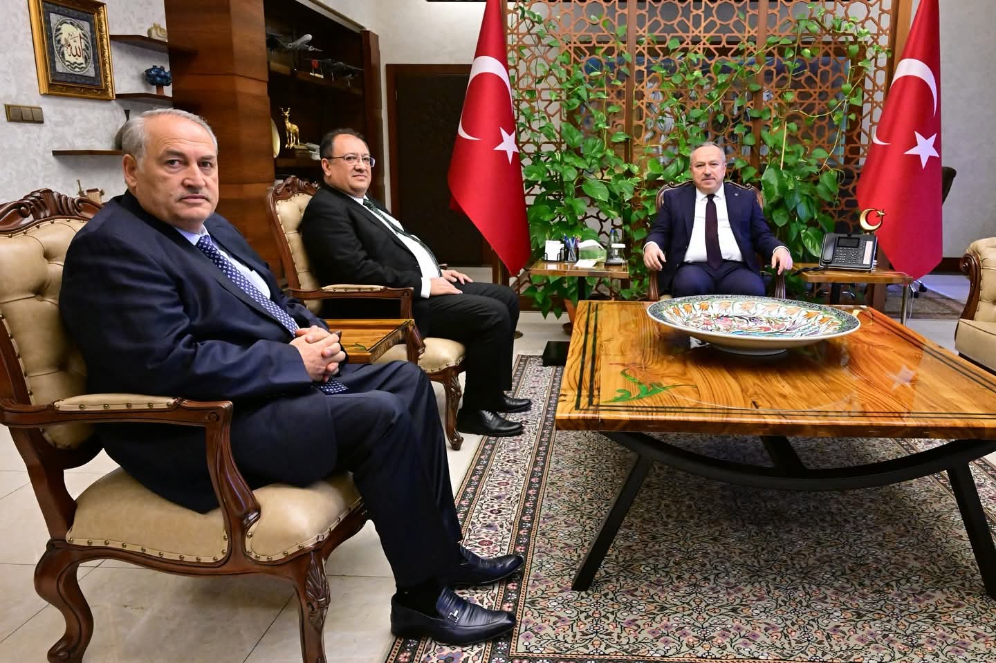 F B I M G 1765811587872