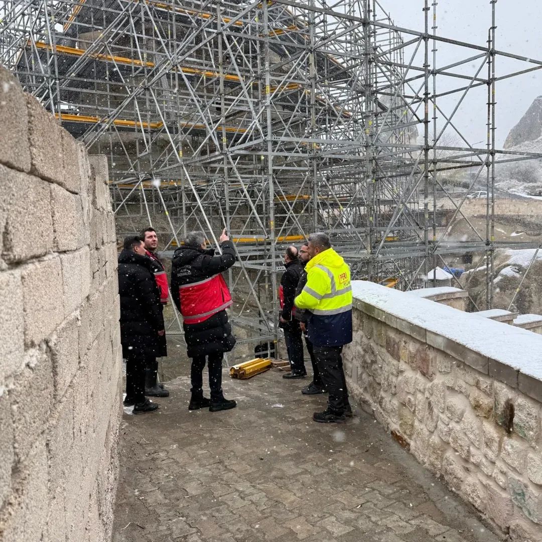 F B I M G 1765909432318