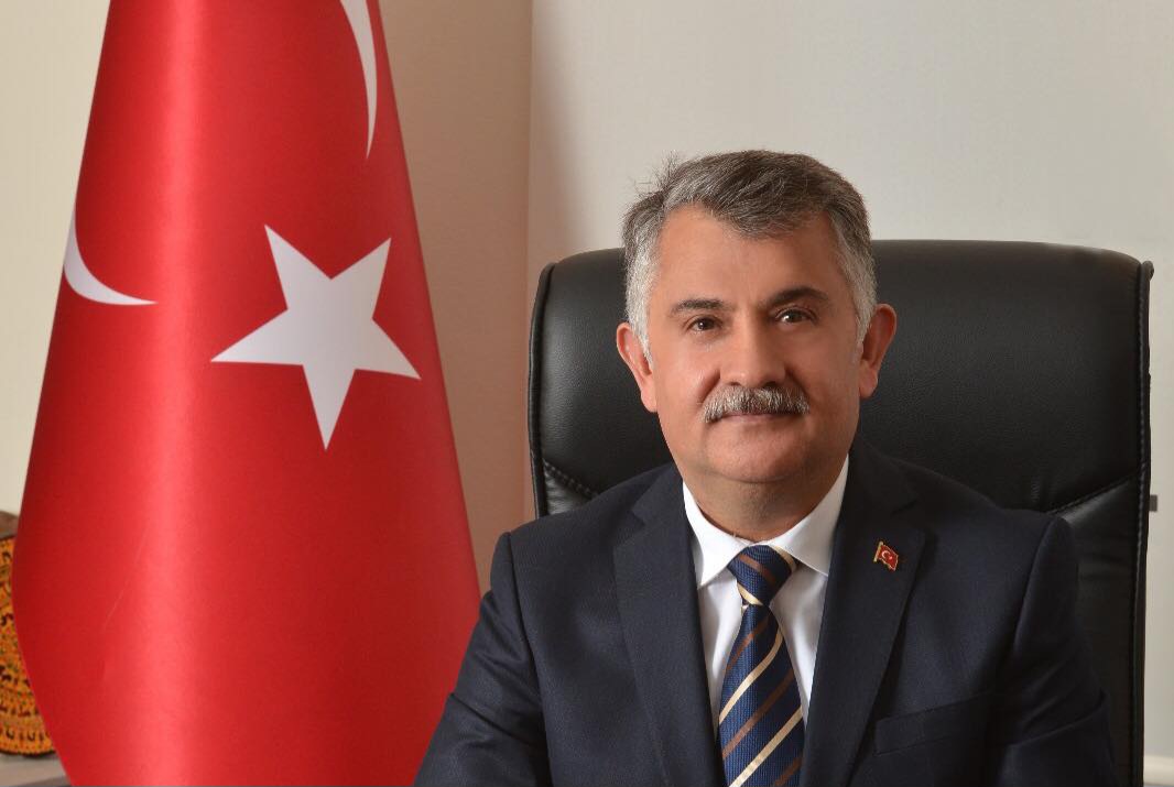 438086637 3826506350917307 1954206940123295322 N(1)