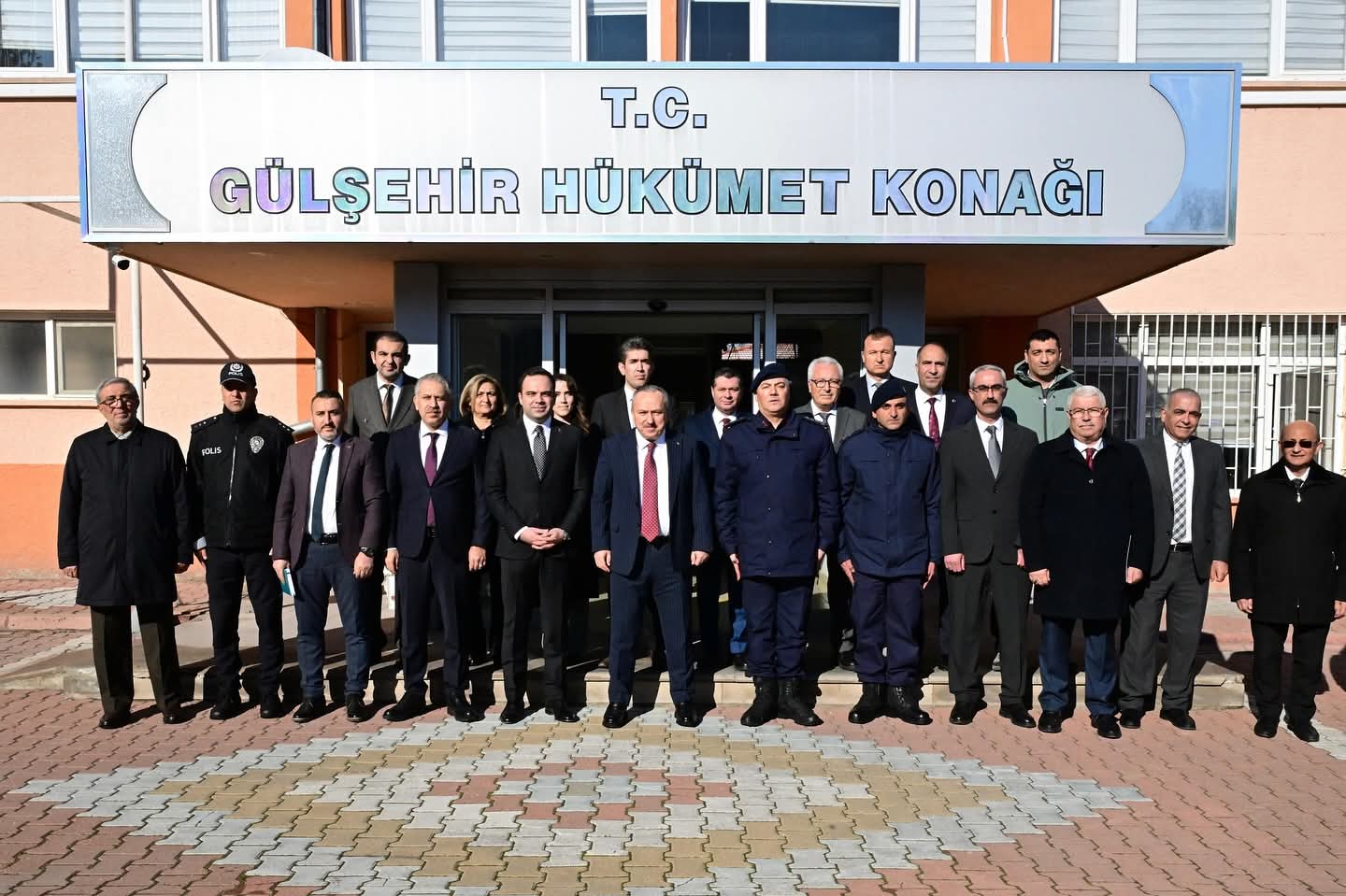 F B I M G 1767622353881