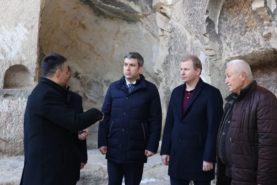 F B I M G 1767721549500