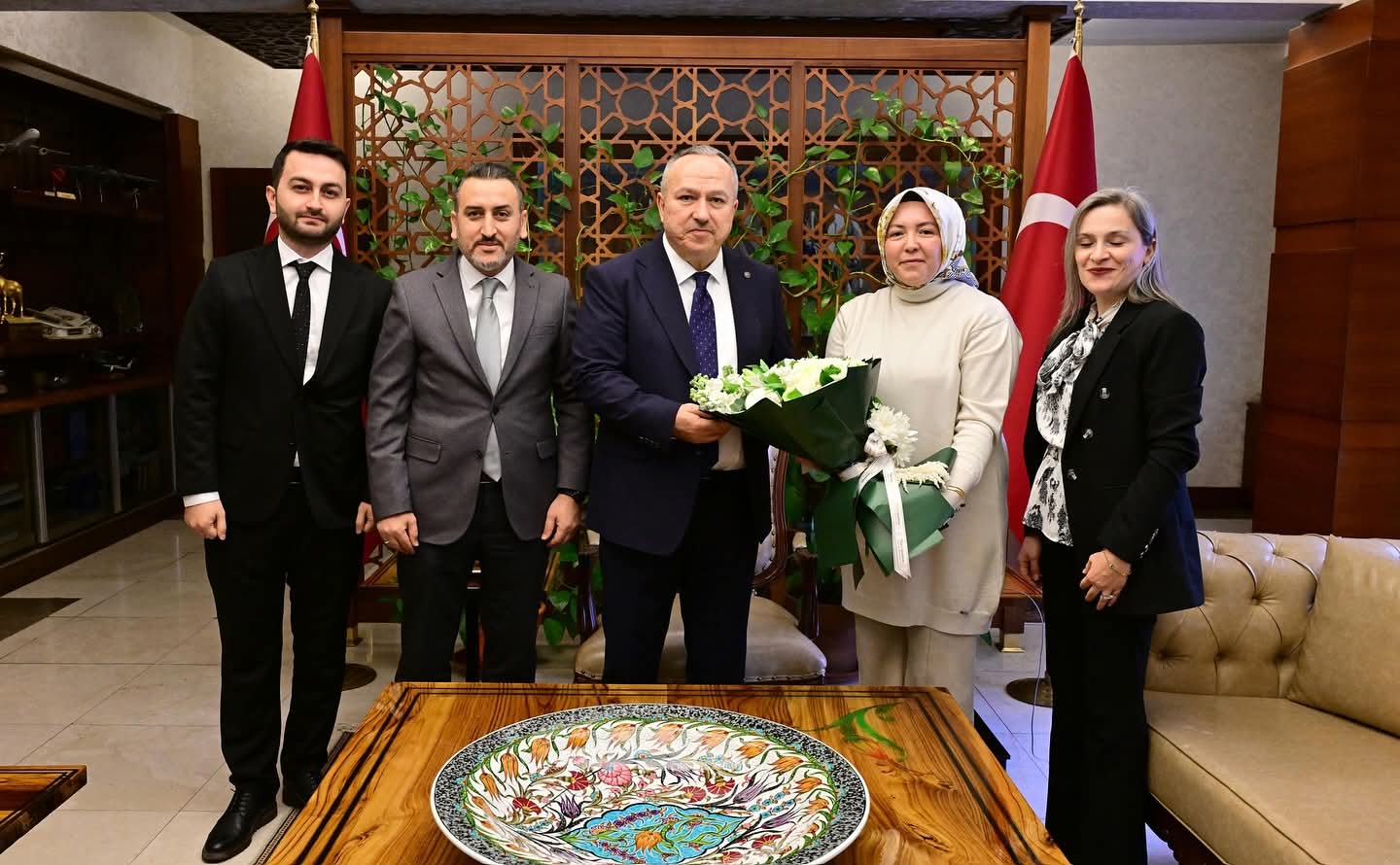 F B I M G 1768301387350