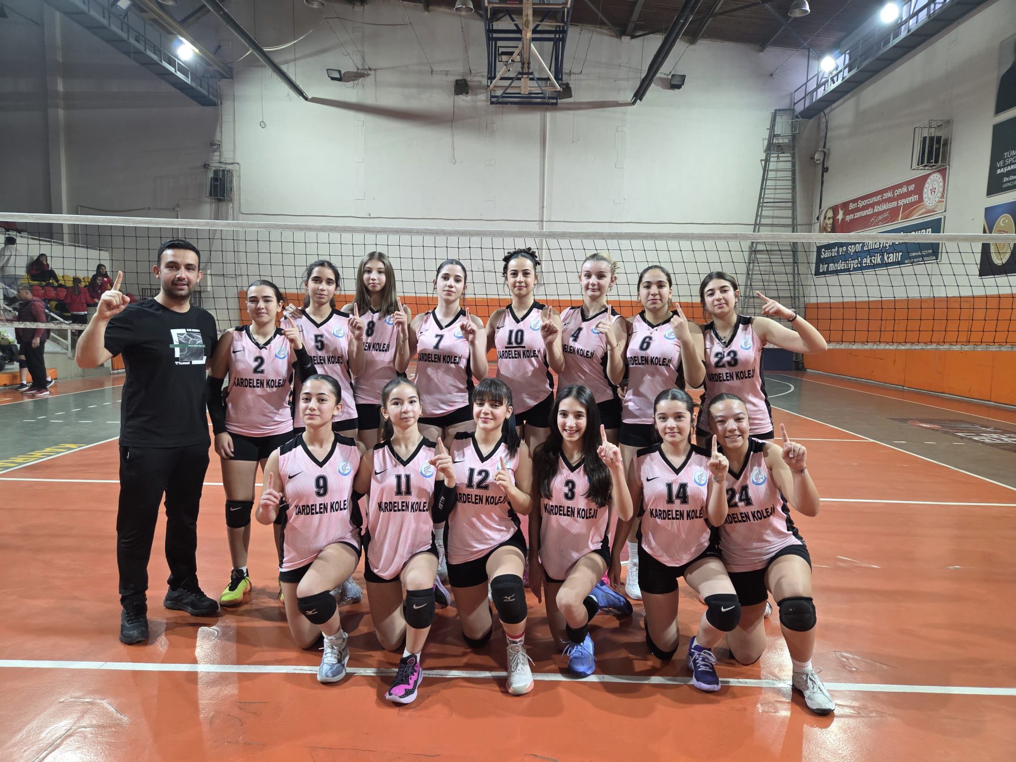 Kardelen’in Yıldız Kızlarındanbüyük Başarı 1