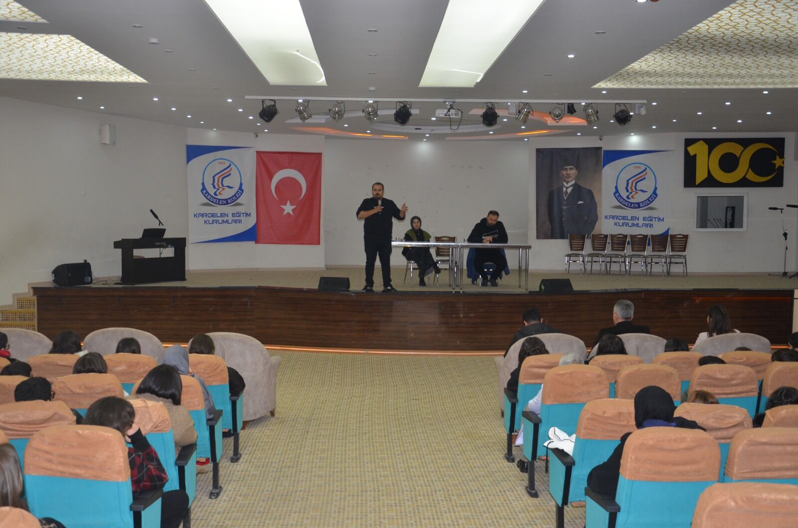 D9B7Af04 A0Be 45C1 Ba38 384E6Fd67B48