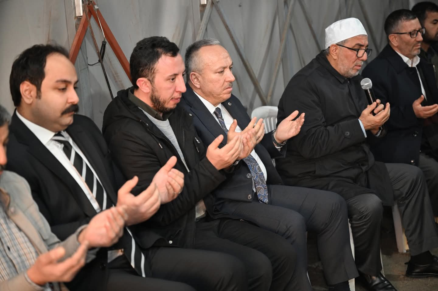 F B I M G 1771601394071