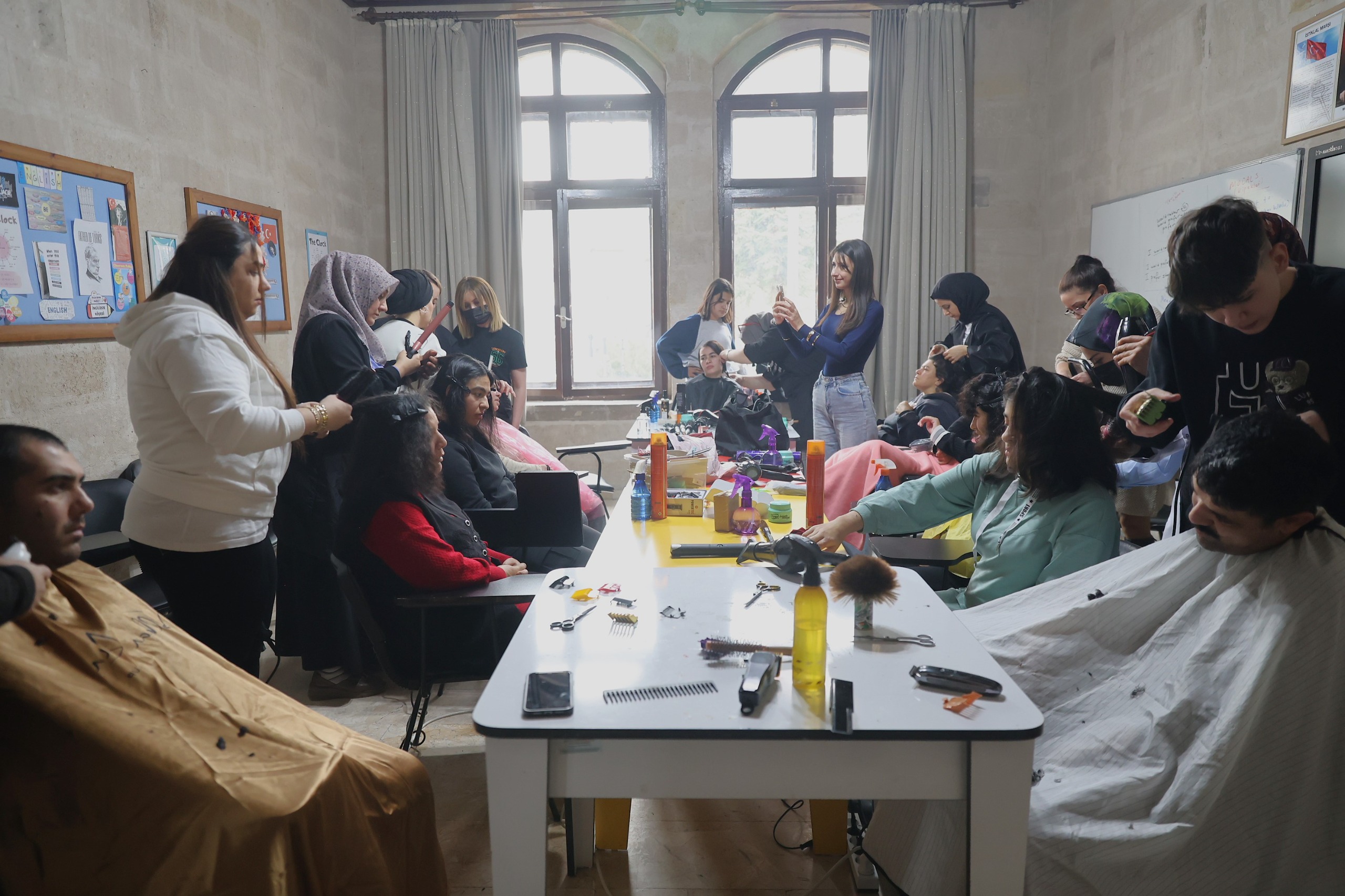 Nev Bel Özel İnsanlar 008