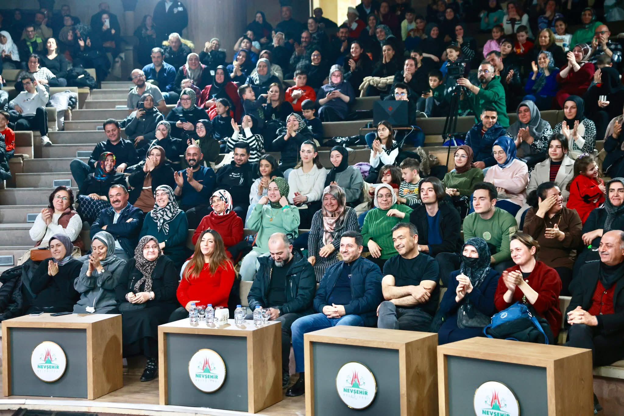 F B I M G 1772828138564