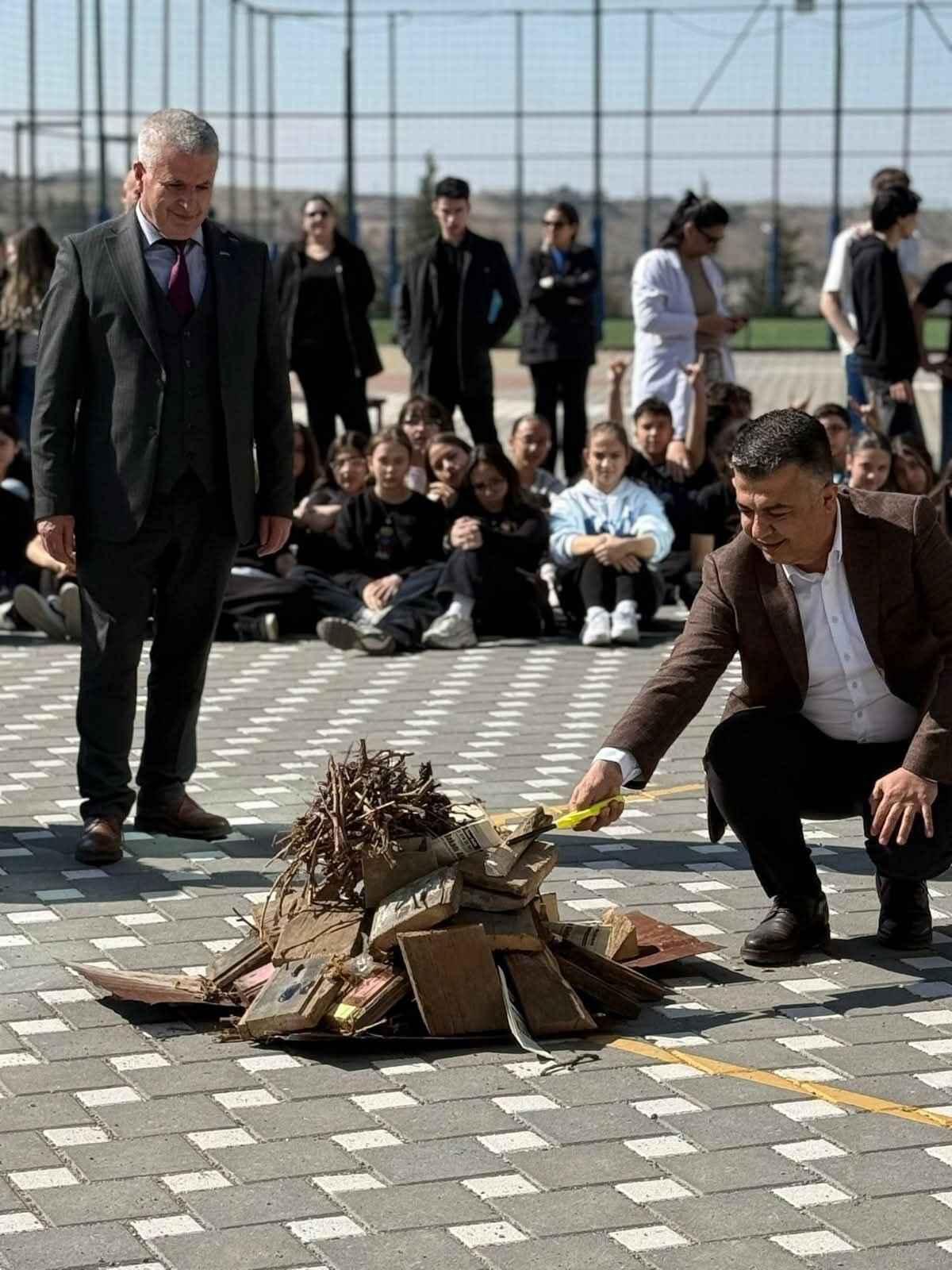 F B I M G 1774890750863