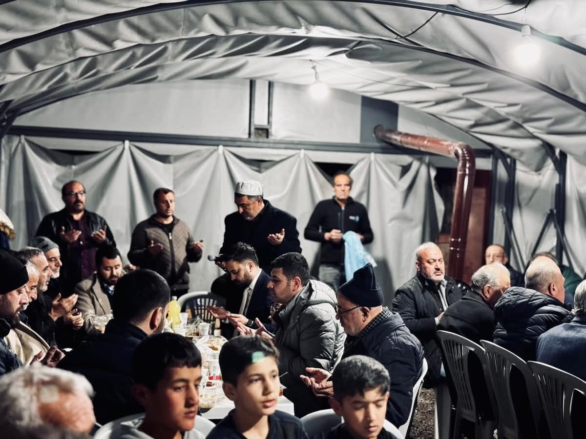 F B I M G 1774900675818