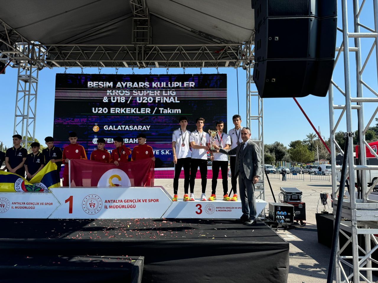 Nev Bel Atleti̇zm 003-1