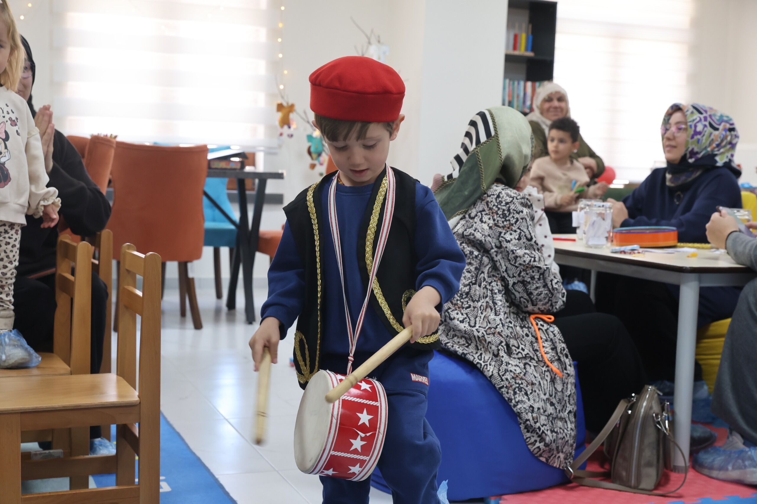 Nev Bel Çcuk Akti̇vi̇te 003