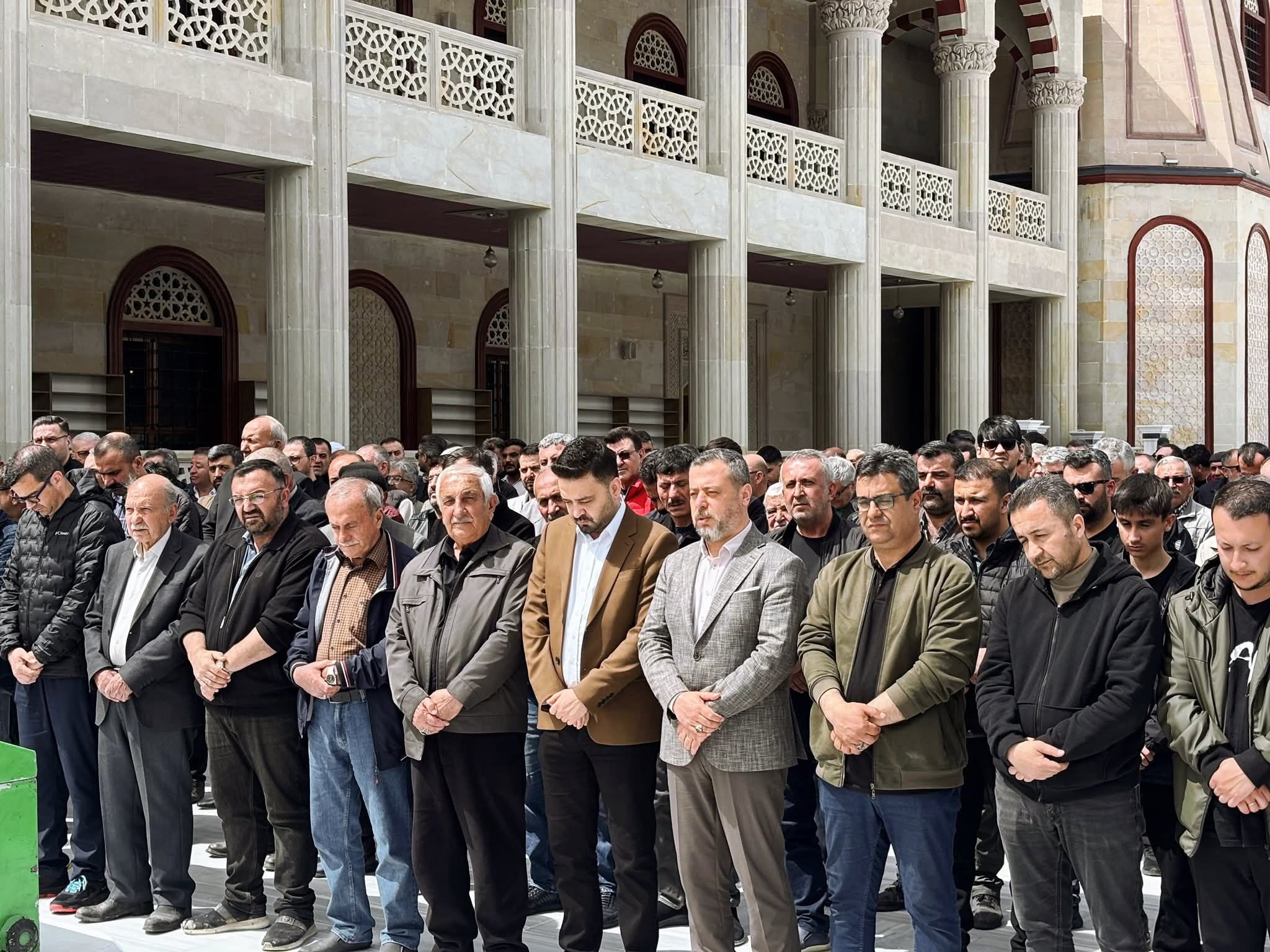 F B I M G 1776429071356