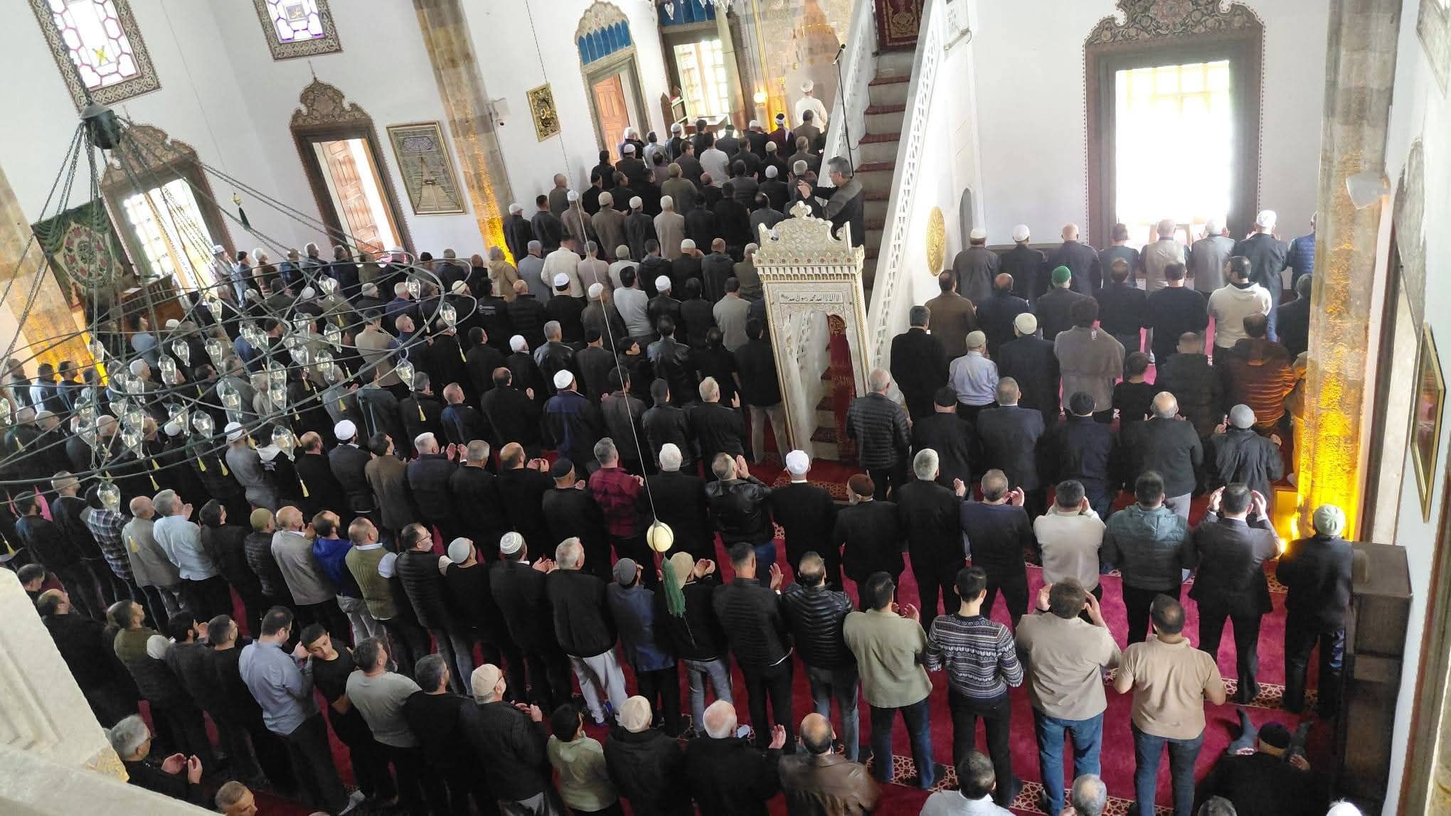 F B I M G 1776430052632