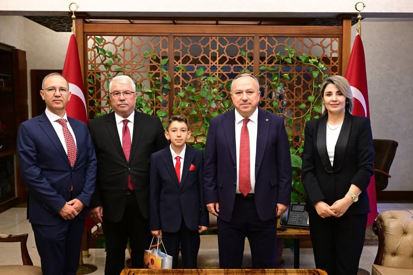 F B I M G 1776932731100