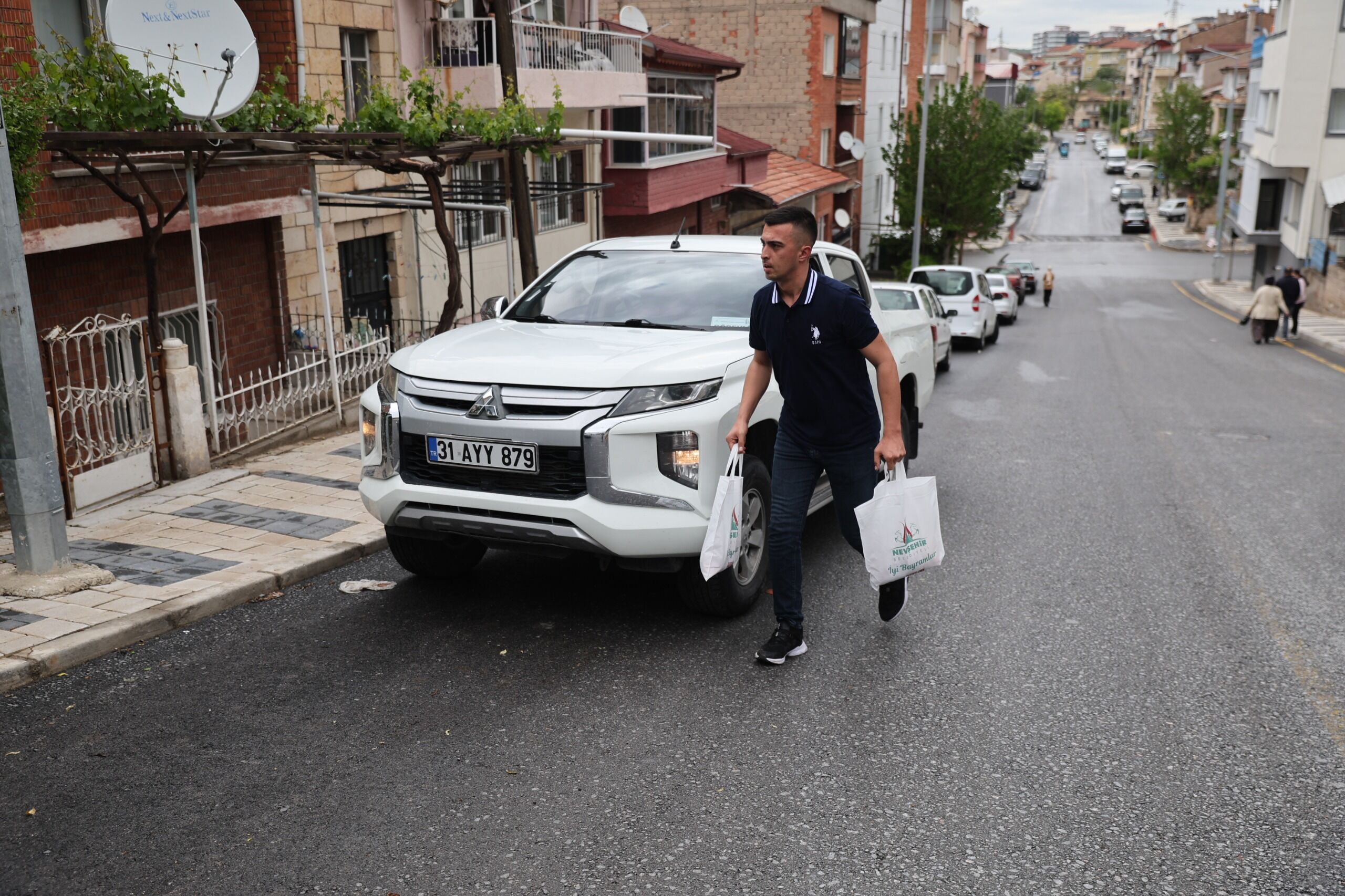 Nev Bel Kurban Dağitimi 007
