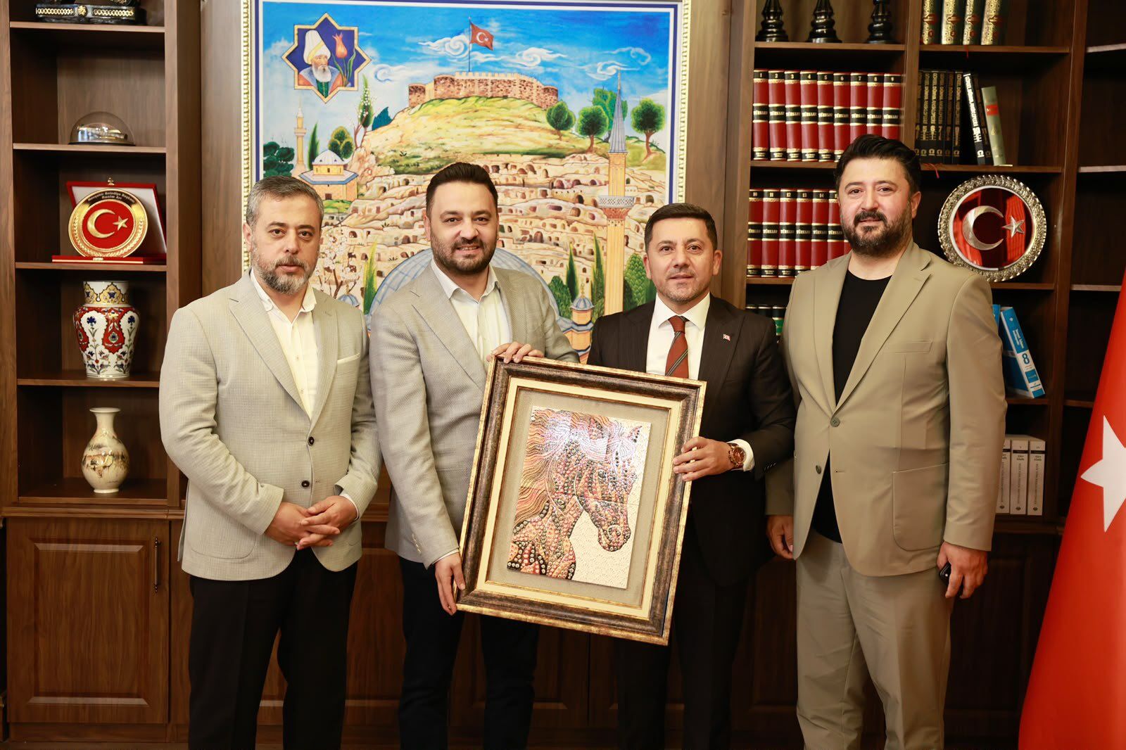 AK Parti Teşkilatından Başkan Rasim Arı'ya İade-i Ziyaret
