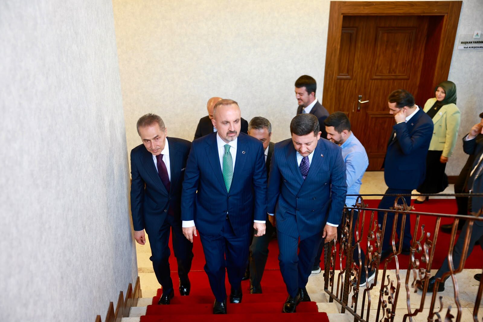 Nev Bel Bakan Yardimcisi 004