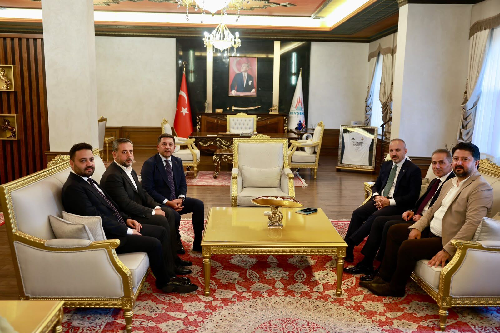 Nev Bel Bakan Yardimcisi 005