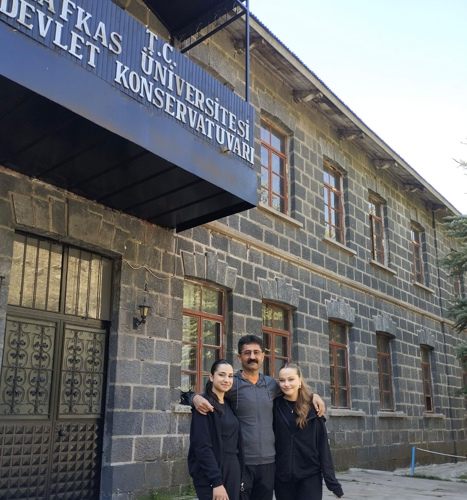 Nev Bel Devlet Konservatuvari 002